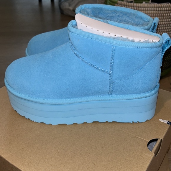 Sky blue baby blue classic ultra mini platform UGG’s - Picture 5 of 9